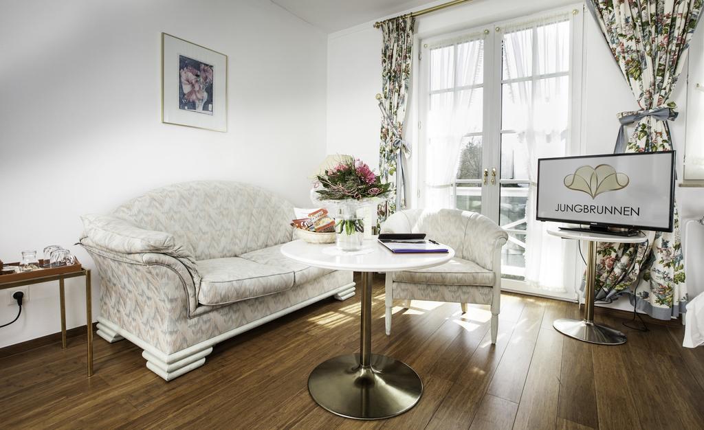 Hotel Nidda Jungbrunnen Bilik gambar